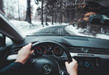 Dlaczego warto kupić ubezpieczenie samochodu online?